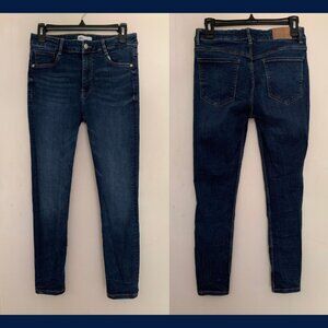 Zara skinny jeans dark wash great condition size 10 US
